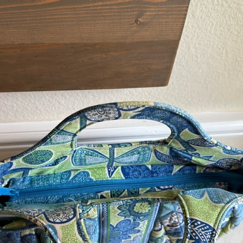 VERA BRADLEY Doodle Daisy Tote - Picture 2 of 11